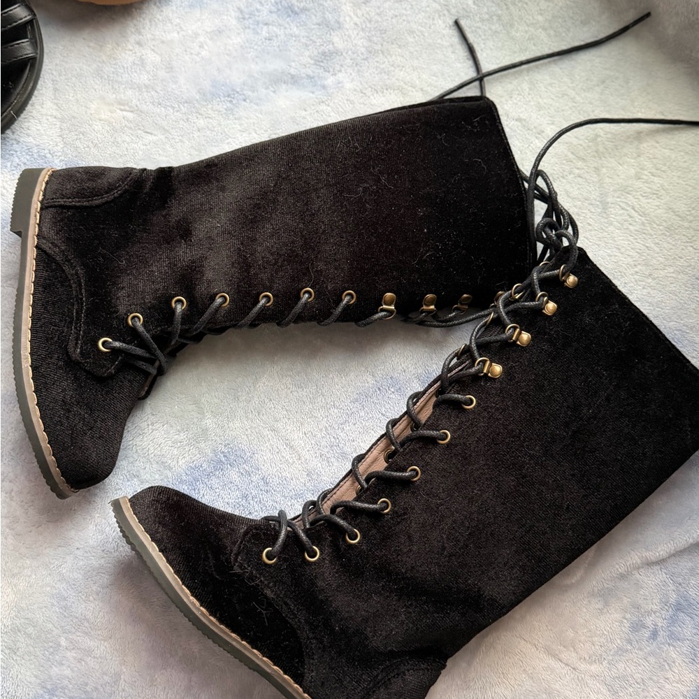 Stylish Black Lace-Up Kids Boots